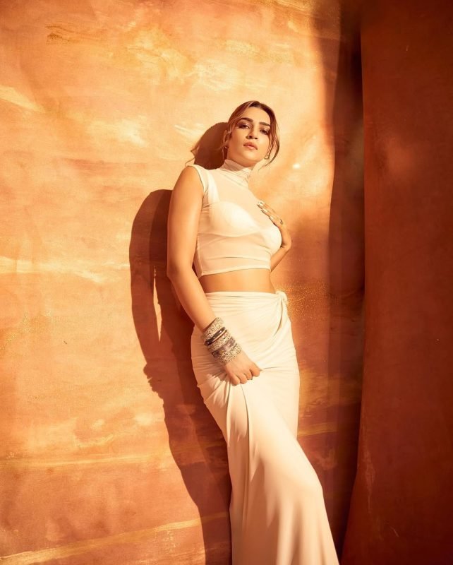 A vision in white🤍