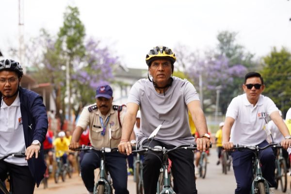 Mansukh Mandaviya Joins Fit India’s ‘Sundays on Cycle’ Event in Shillong