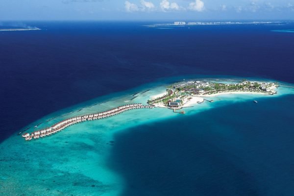 Beyond the Honeymoon: The Ultimate 2-Day Maldives Itinerary for Indians, Featuring Underwater Dining and Dolphin Cruises