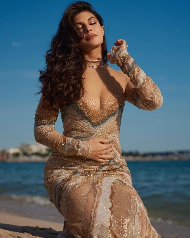Beauty glowing under the sun ☀️