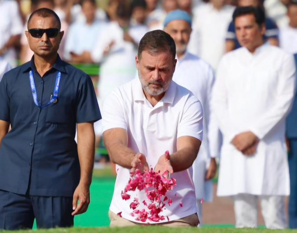 Congress Remembers Jawaharlal Nehru on Death Anniversary; Rahul Gandhi Hails His Enduring Vision