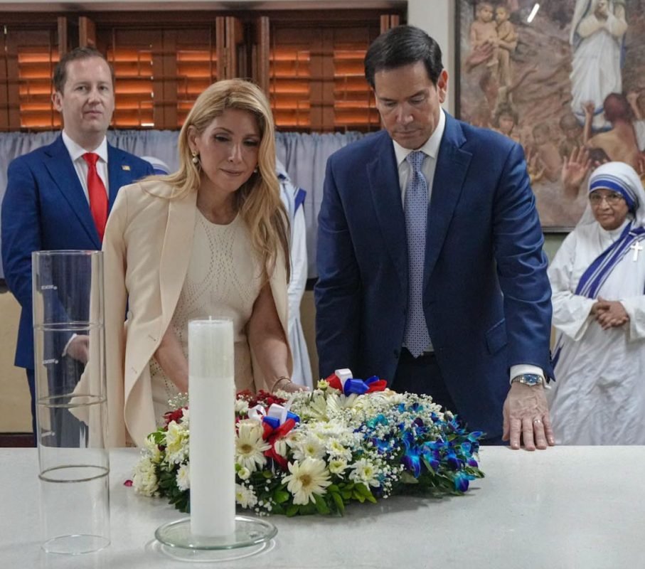 Marco Rubio Pays Tribute to Mother Teresa During Visit to Missionaries of Charity in Kolkata