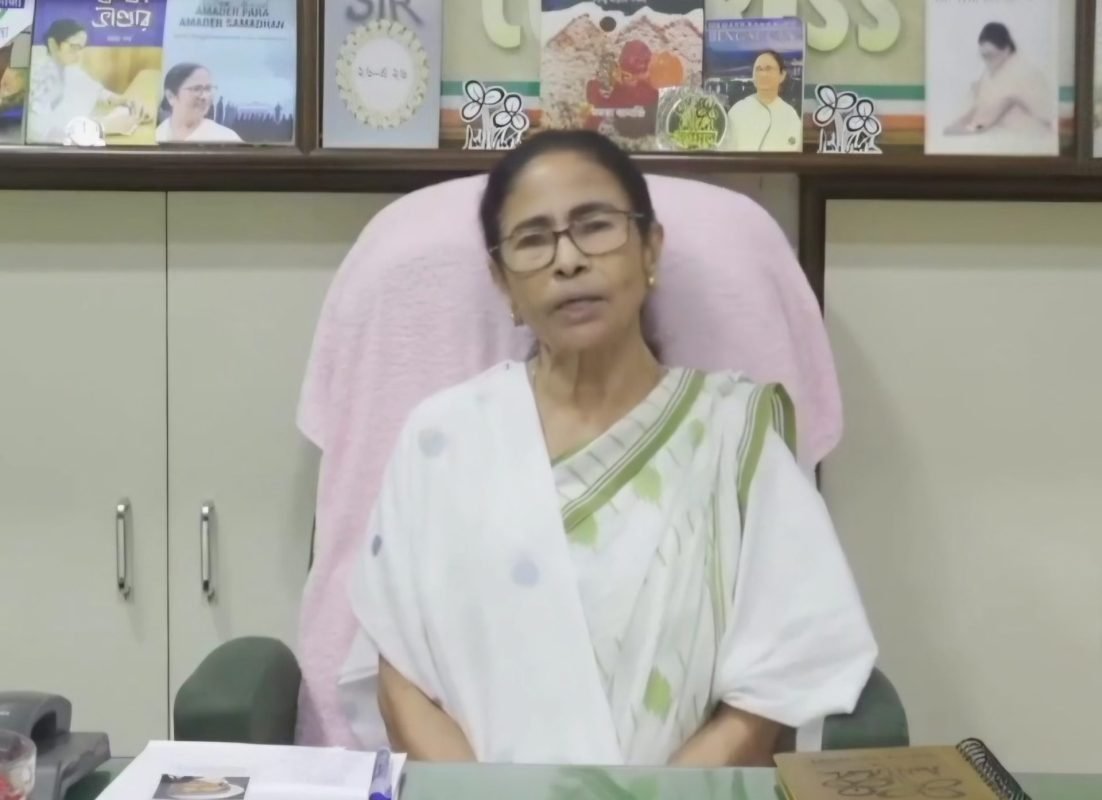 Mamata Banerjee Launches Sharp Attack on Centre, Vows Legal Fight Against ‘State Terrorism’