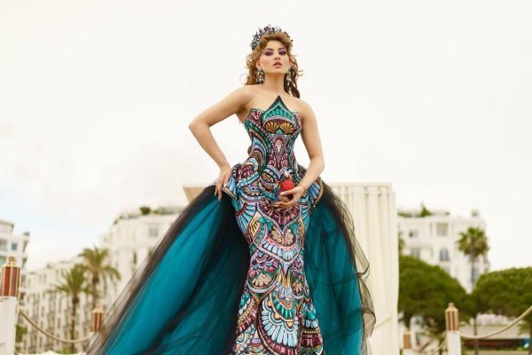 Cannes’ Most Expensive Red Carpet Outfit Cost ₹1300 Crore; This Bollywood Star Stunned Everyone