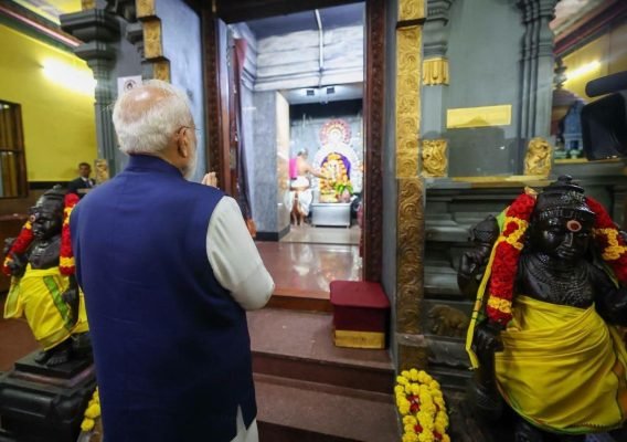 PM Modi Visits Arul Mihu Navasakthi Vinayagar Temple in Seychelles