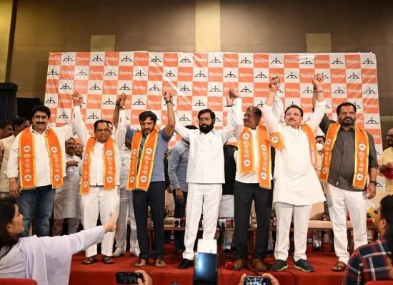Shiv Sena Gains Strength as Six Shiv Sena (UBT) MPs Join Eknath Shinde Camp