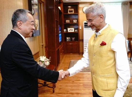 EAM Jaishankar Discusses ‘Make in India’ Opportunities with Sumitomo CEO