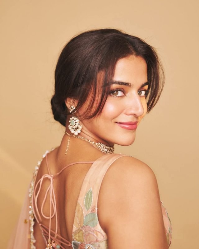 Divine Glamour! 🌟