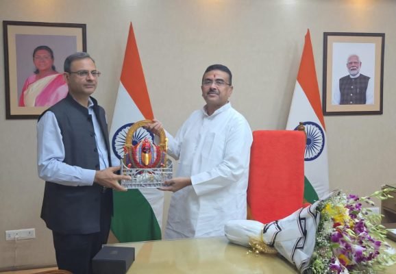 RBI Governor Sanjay Malhotra Holds Meeting with West Bengal Chief Minister Suvendu Adhikari