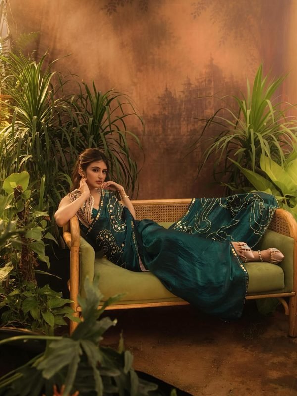 Regal & Radiant. 💚