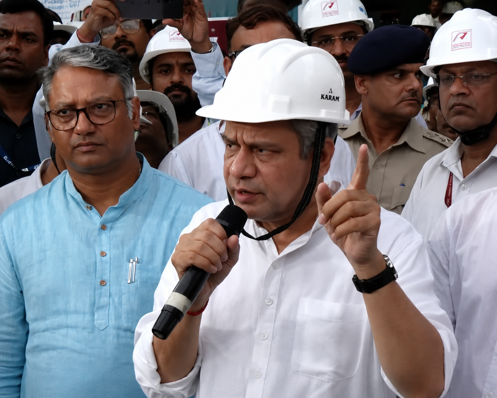 Railway Minister Alleges Past Delays in Chingrighata Metro, Announces Big Push for Kolkata