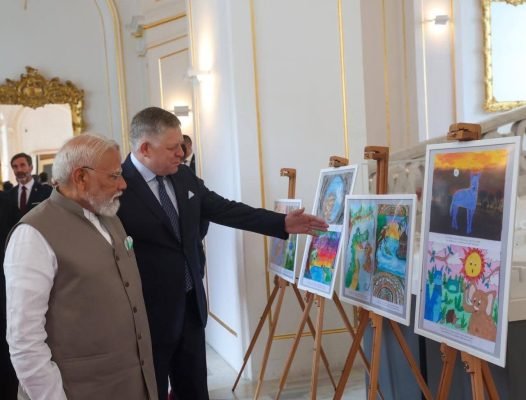 PM Modi and Slovak PM Robert Fico Explore Children's Art Inspired by Panchatantra and Jataka Tales