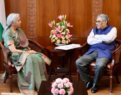 West Bengal Finance Minister Swapan Dasgupta Meets Nirmala Sitharaman to Discuss State’s Economic Priorities