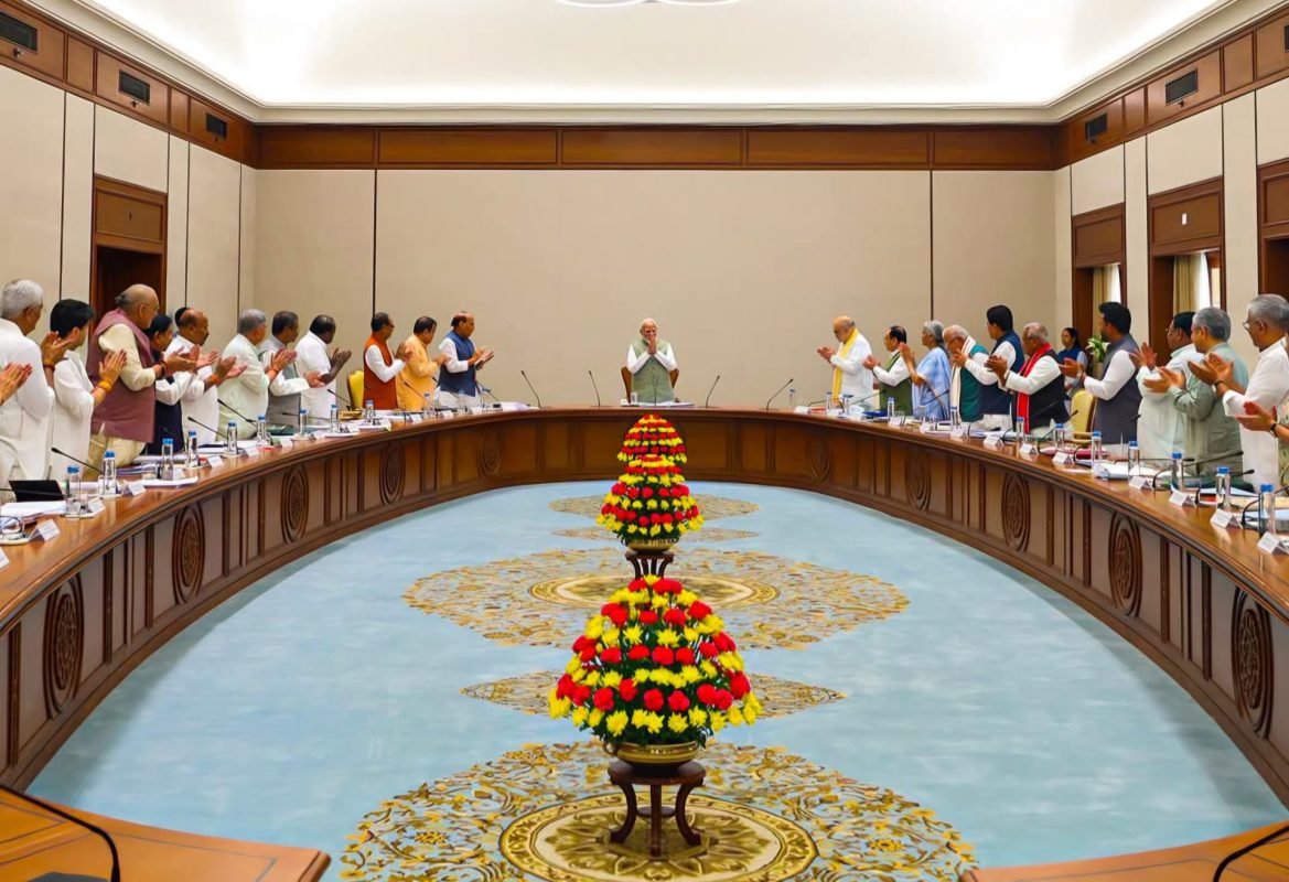 Narendra Modi Becomes India’s Longest-Serving Elected Prime Minister, Receives Standing Ovation from Union Ministers