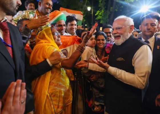 PM Modi Receives Warm Welcome from Indian Diaspora in Paris