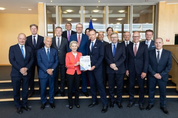 Ursula von der Leyen Stresses Trade Diversification and Industrial Growth for Europe