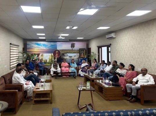 Rebel TMC MPs Hold Meeting with Union Minister Bhupender Yadav in Delhi