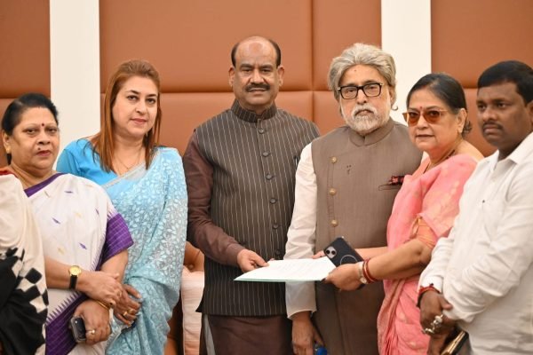 Rebel TMC Delegation Meets Om Birla, Announces New Political Course