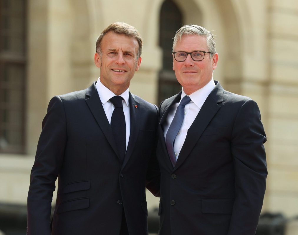 Starmer Reaffirms Ukraine Support at Paris Coalition Summit