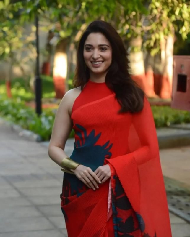 ❤️ Red never looked this graceful