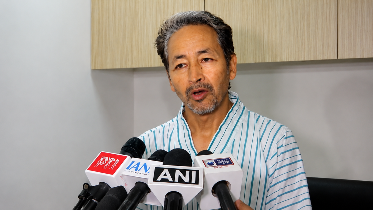 Activist Sonam Wangchuk addresses the media after welcoming Dharmendra Pradhan's resignation and calling for education and governance reforms.
