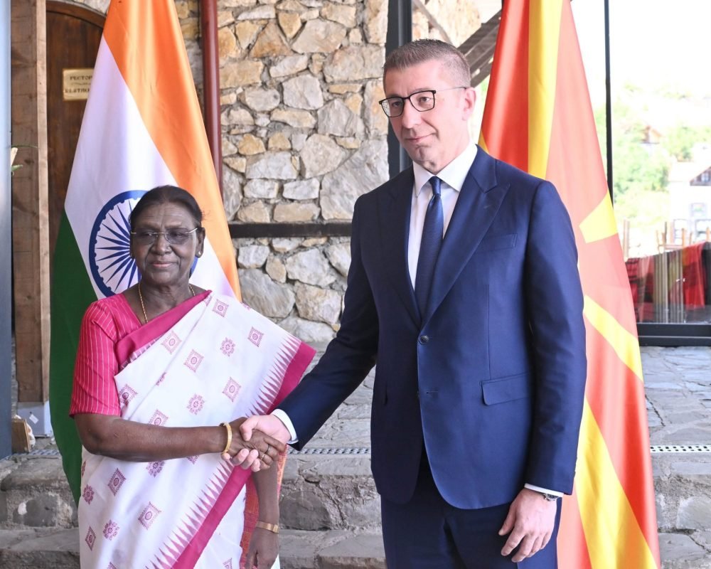 President Murmu Meets PM Mickoski in Skopje
