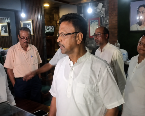 Rebel TMC Faction Seizes Kolkata Party Headquarters