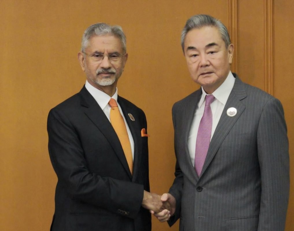 Jaishankar Meets Wang Yi to Advance India-China Ties