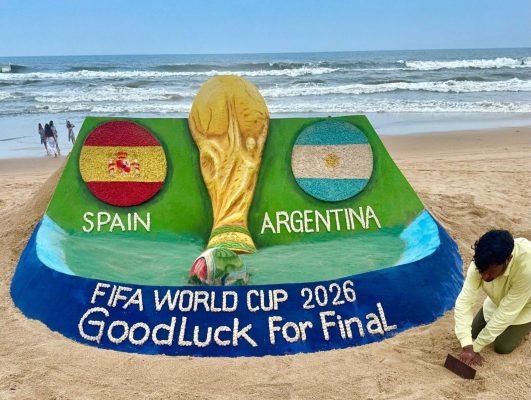 Sudarsan Pattnaik's Sand Art Wishes Argentina and Spain Ahead of FIFA World Cup Final