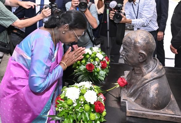 Presidents of India and North Macedonia Unveil Mahatma Gandhi Bust in Skopje