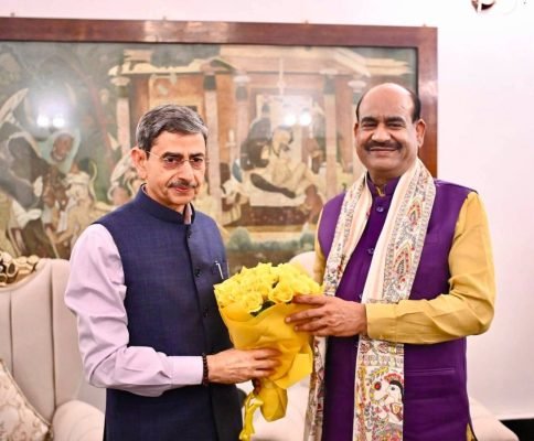 Lok Sabha Speaker Om Birla Meets West Bengal Governor R. N. Ravi in Kolkata