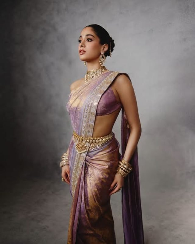 Grace wrapped in tradition. ✨