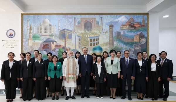 PM Modi Interacts with Indologists and Students in Tashkent