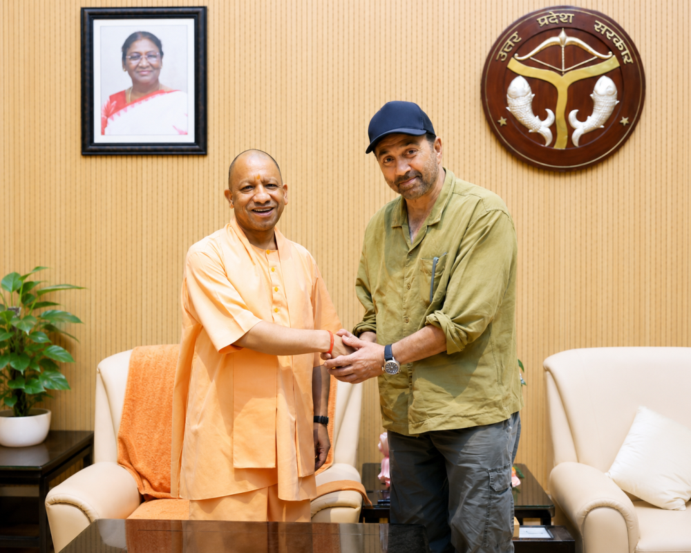 sunny-deol-yogi-adityanath-ramayana-trailer-politics