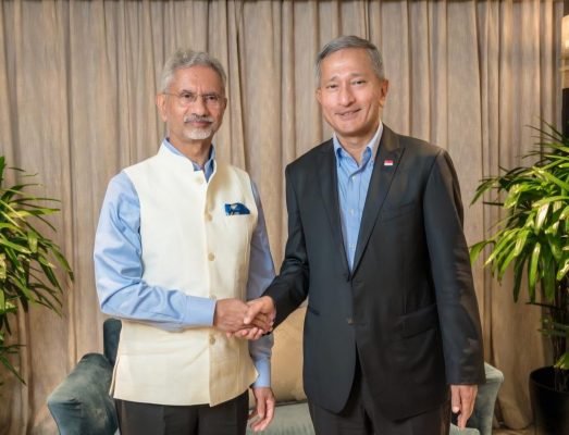Jaishankar Meets Singapore FM Vivian Balakrishnan to Deepen Strategic Partnership