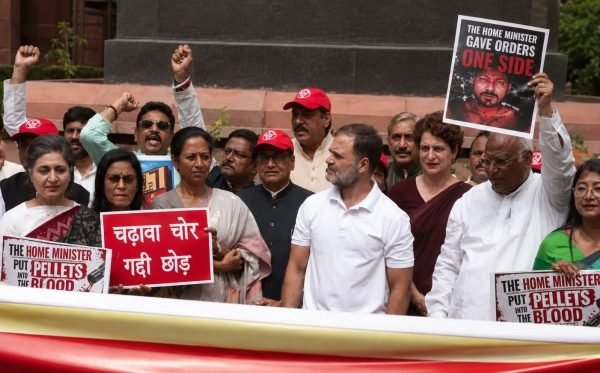 Opposition MPs Protest Against Amit Shah Over Multiple Issues