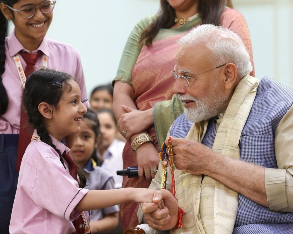 Raksha Bandhan Celebrations at 7 Lok Kalyan Marg in Delhi