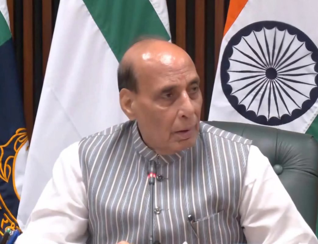 Defence Minister Rajnath Singh interacting with Defence Force medallists from the Glasgow Commonwealth Games 2026