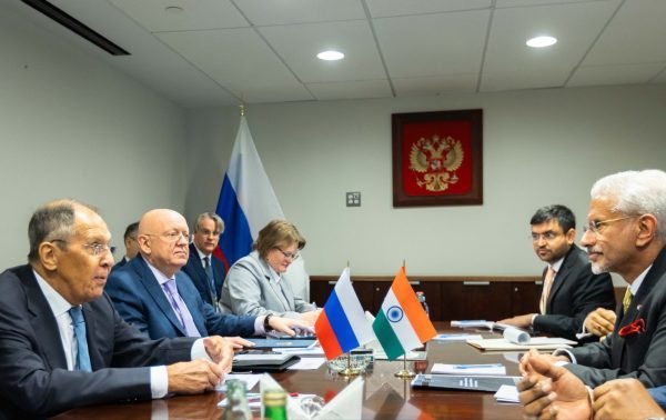 Jaishankar Meets Lavrov at UNGA, Reviews Bilateral and BRICS Cooperation