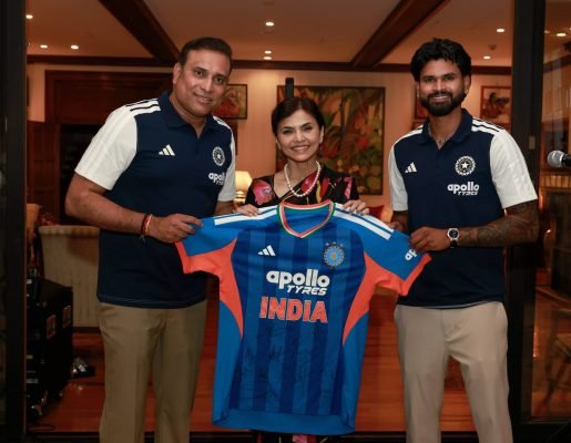 Indian Cricket Team Receives Warm Welcome in Japan