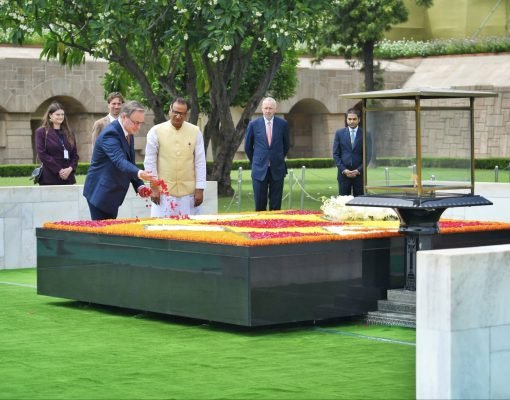 Belgian PM Bart De Wever Pays Tribute to Mahatma Gandhi