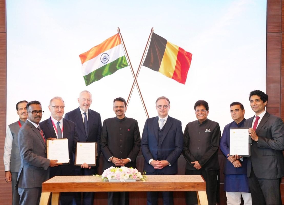 Belgium PM Bart De Wever, CM Devendra Fadnavis and Piyush Goyal at the green steel MoU signing in Mumbai.