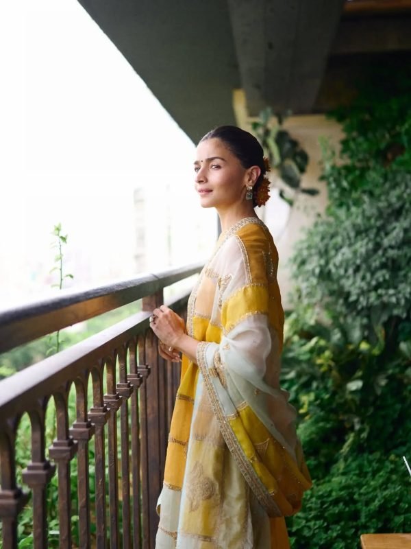 Elegance in every frame ✨