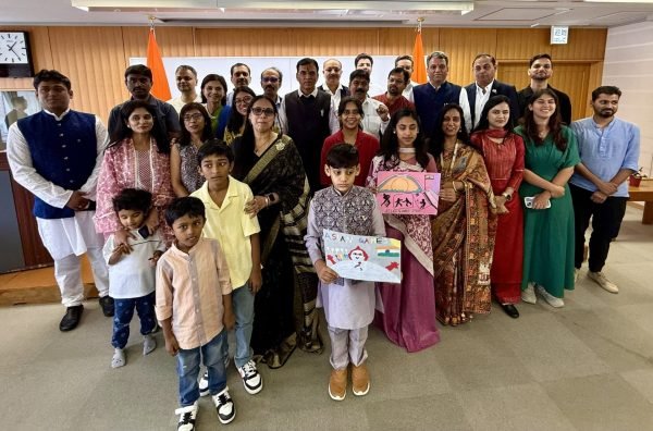 Mansukh Mandaviya Connects with Indian Diaspora in Japan