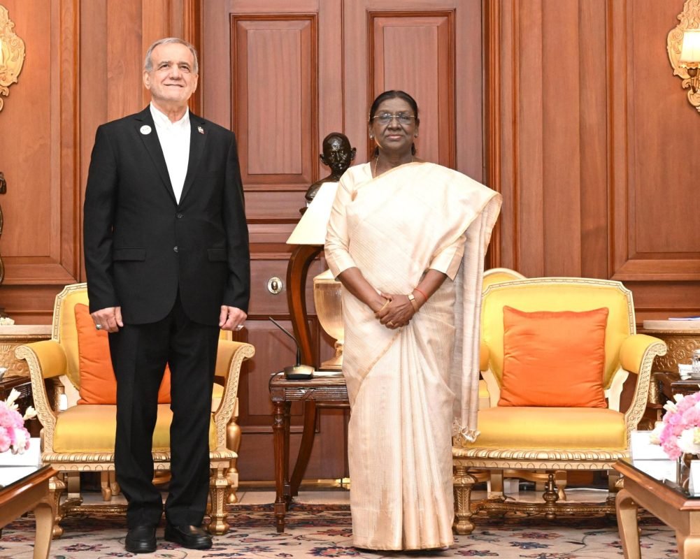 India Iran Relations: Pezeshkian Meets President Murmu in Delhi