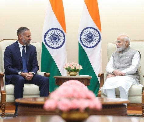 PM Modi Meets Prince Rahim Aga Khan, Discusses Development