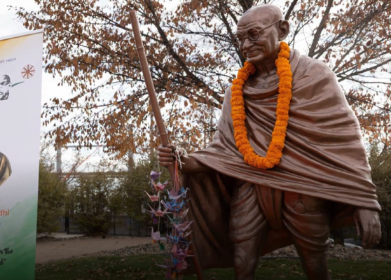 North Dakota Gandhi statue unveiled at Bismarck's Peace Park