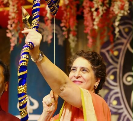 Priyanka Gandhi Attends Ramlila at Delhi’s Red Fort Grounds, Seeks Lord Shri Ram’s Blessings