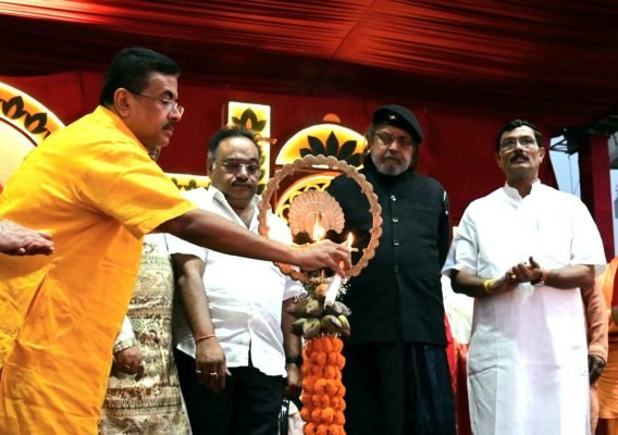 Suvendu Adhikari Leads Mahalaya Celebrations in Kolkata