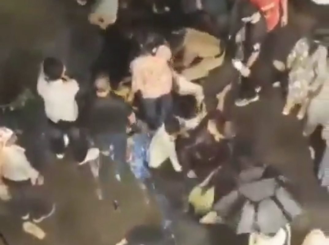 Emergency response following the stampede at the Chorbagan Sarbojanin Durga Puja pandal in Kolkata, where 17 people died and 25 were injured.